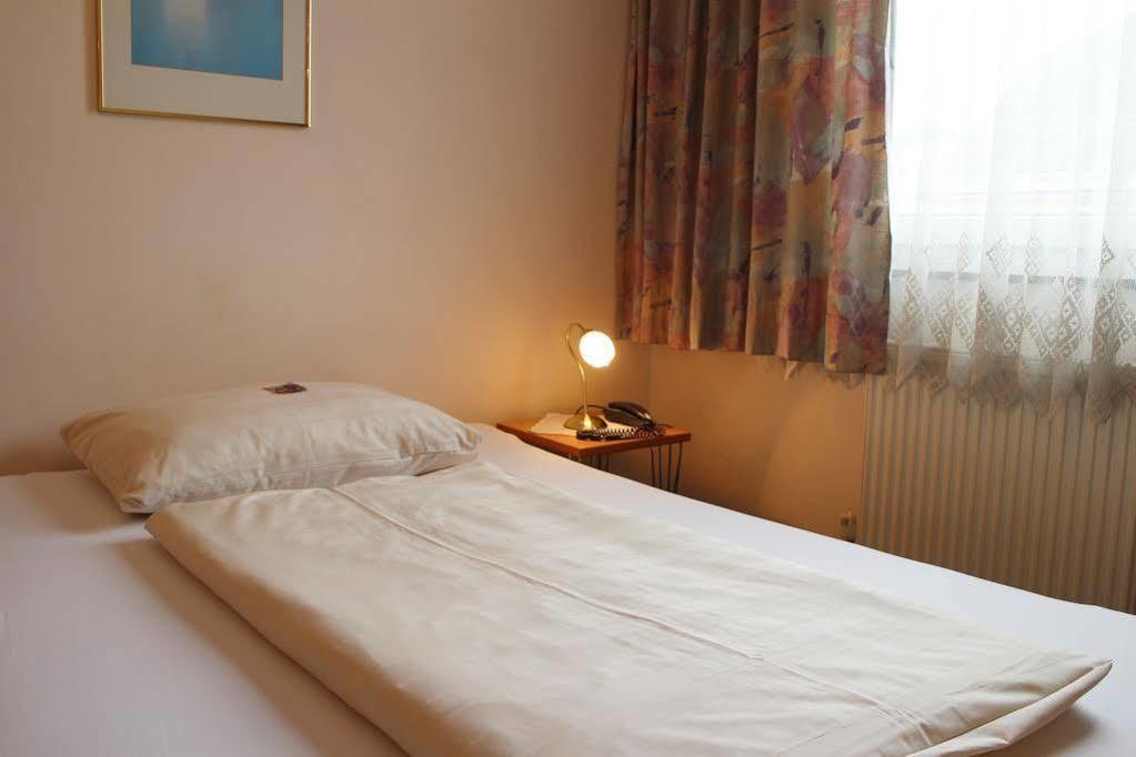 Alpen.Adria.Stadthotel Klagenfurt am Woerthersee Exteriör bild
